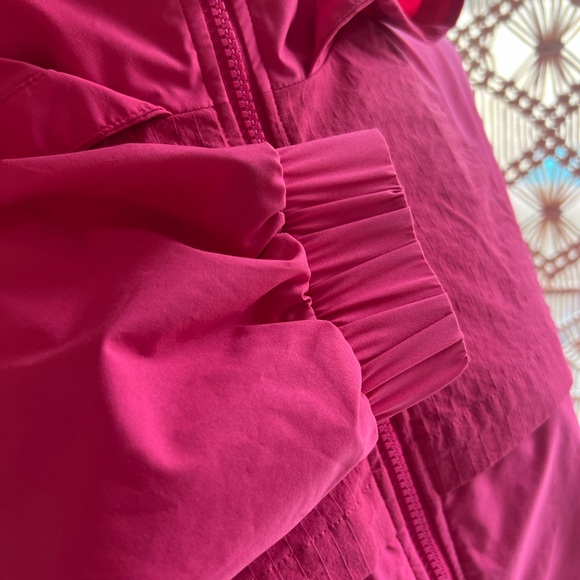 Alo Playmaker Women's Pink Summer Crush Hooded Jacket - Picture 7 of 12